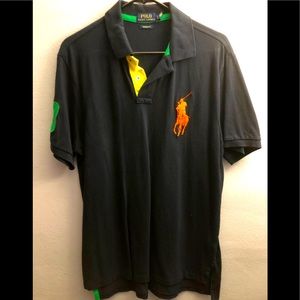 I’m selling a polo shirt!!!